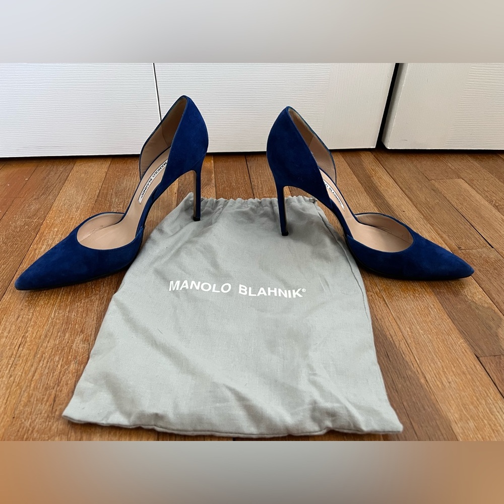Manolo Blahnik blue suede heels size 9.5/40 EUC